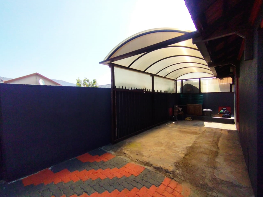 4 Bedroom Property for Sale in Tlhabane West North West